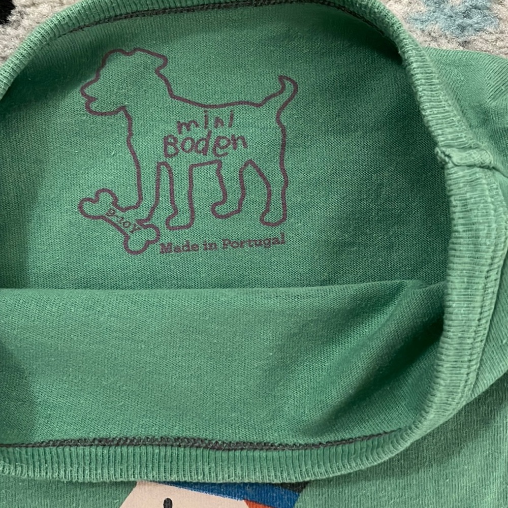 ⛔️SOLD⛔️ Mini Boden Youth Green Tee sz 9-10Y - Picture 6 of 7